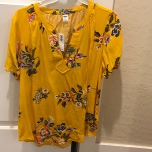 Yellow old navy floral top